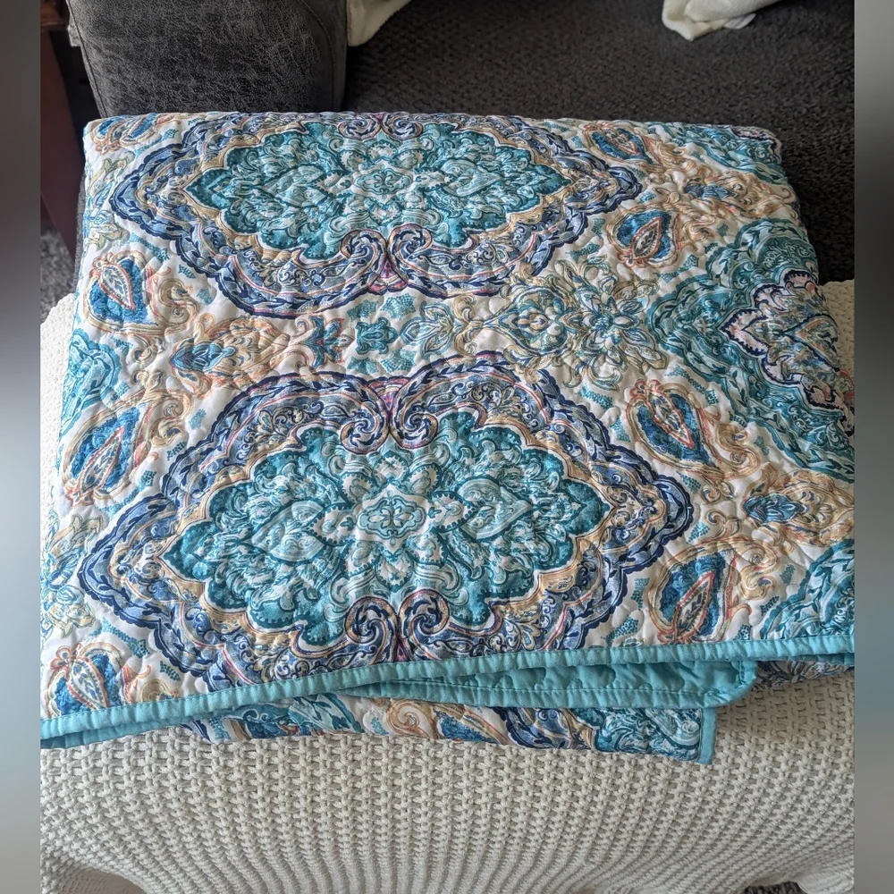 Mainstays Blue Boho Reversible Quilted Coverlet Bedspread